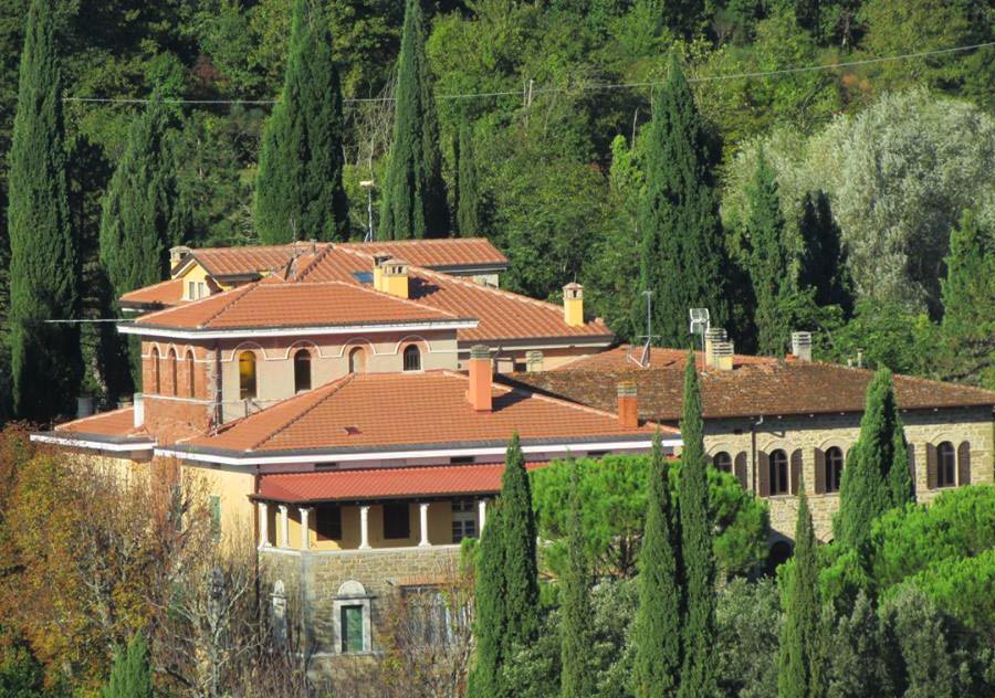 Agriturismo in Umbria vacanza relax piscina appartamenti