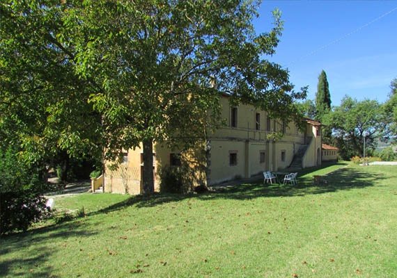Apartment with 7 people